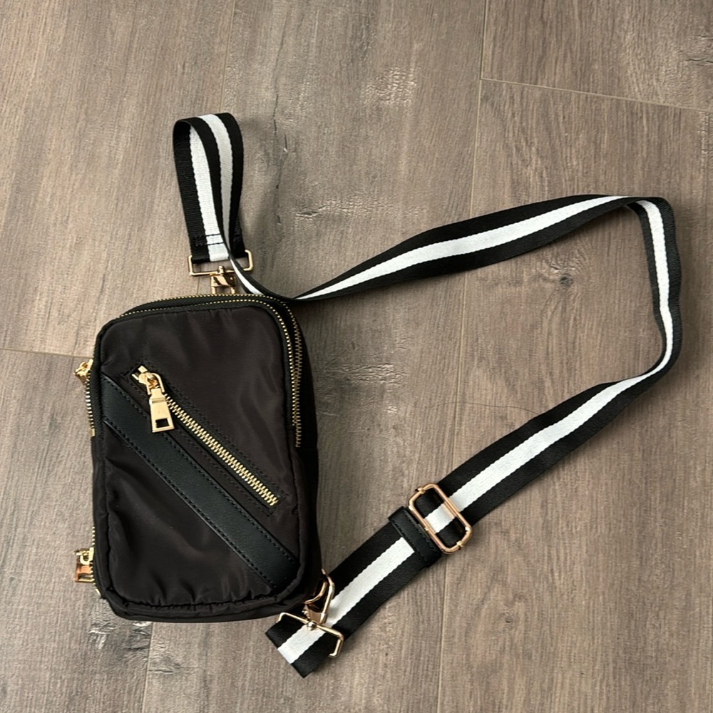 Perfect cross body bag!